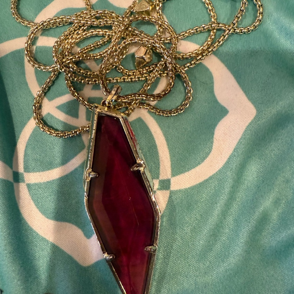 Kendra Scott gold color adjestible necklace